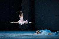 Кадр из фильма Театр в кино: МАМТ. Щелкунчик