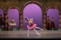 Кадр из фильма TheatreHD: Дрезден. Щелкунчик