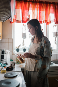 Кадр из фильма Тайна самоубийцы