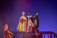 Кадр из фильма Театр в кино: Принц и нищий