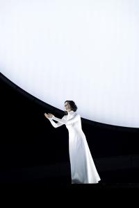 Кадр из фильма TheatreHD: Зальцбург. Мария Стюарт
