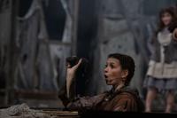 Кадр из фильма Театр в кино: Принц и нищий