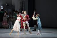 Кадр из фильма Театр в кино: МАМТ. Щелкунчик