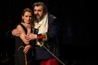 Кадр из фильма TheatreHD: Сирано де Бержерак