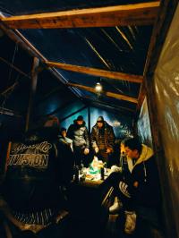 Кадр из фильма Спасти бессмертного