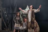 Кадр из фильма Театр в кино: Принц и нищий